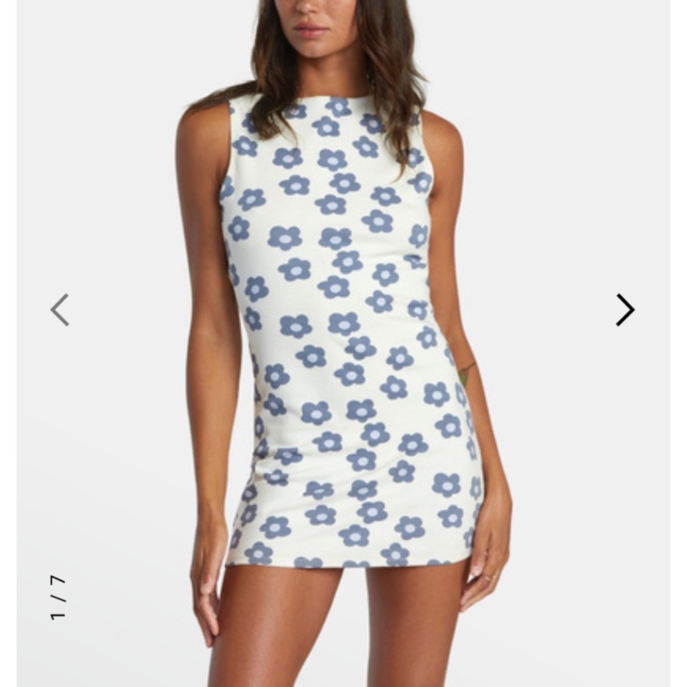 RVCA 1970’s go-go body con dress!